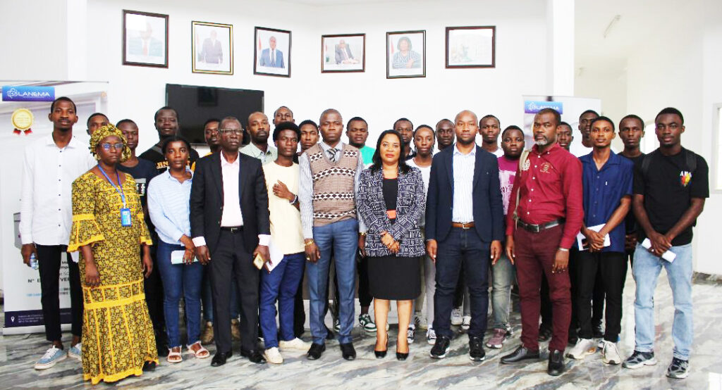 Visite d’étude des étudiants de l’Université Félix Houphouët-Boigny d’Abidjan au LANEMA